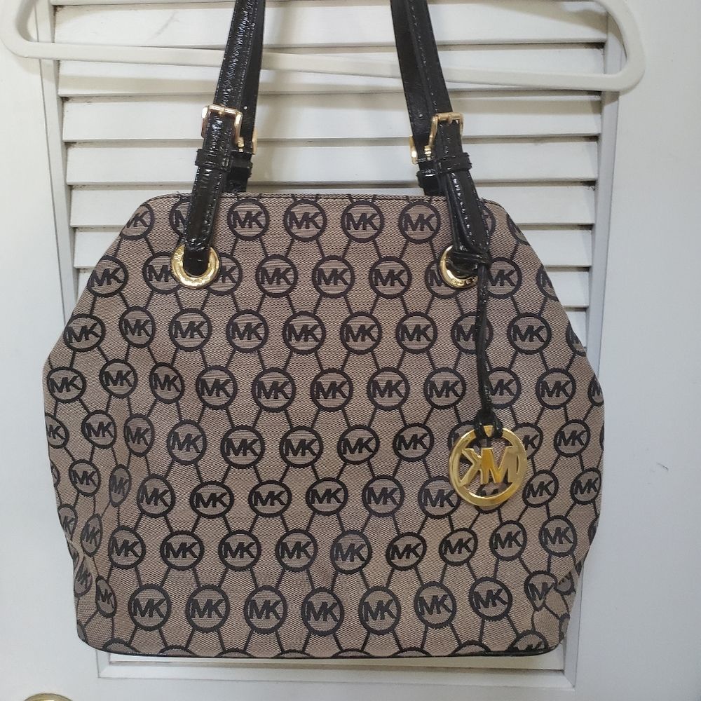 Michael Kors Shoulder Bag